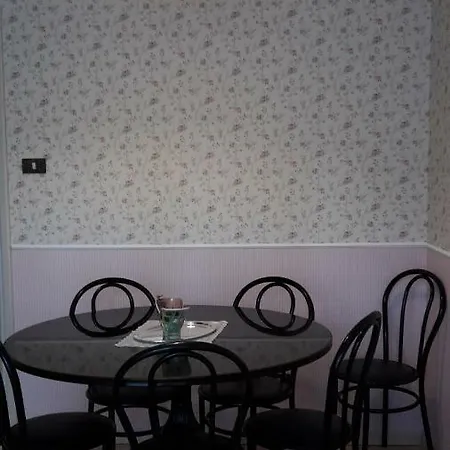 Elena Apartment *